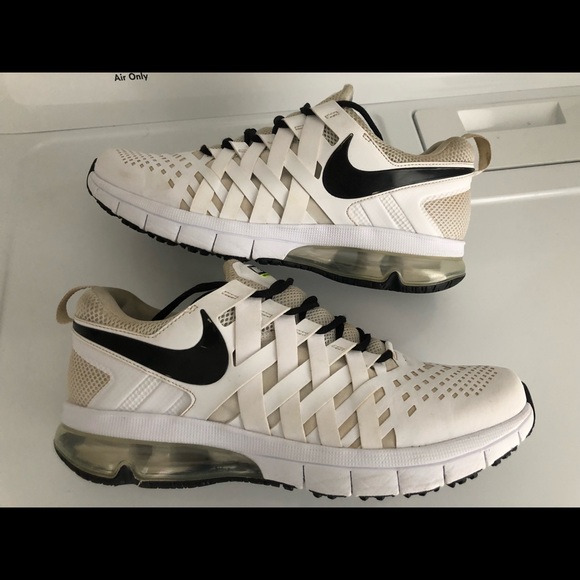 nike fingertrap max white